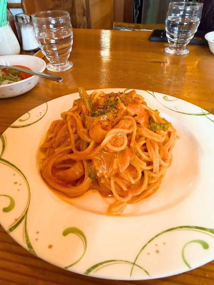 チーズたっぷりのナポリタン