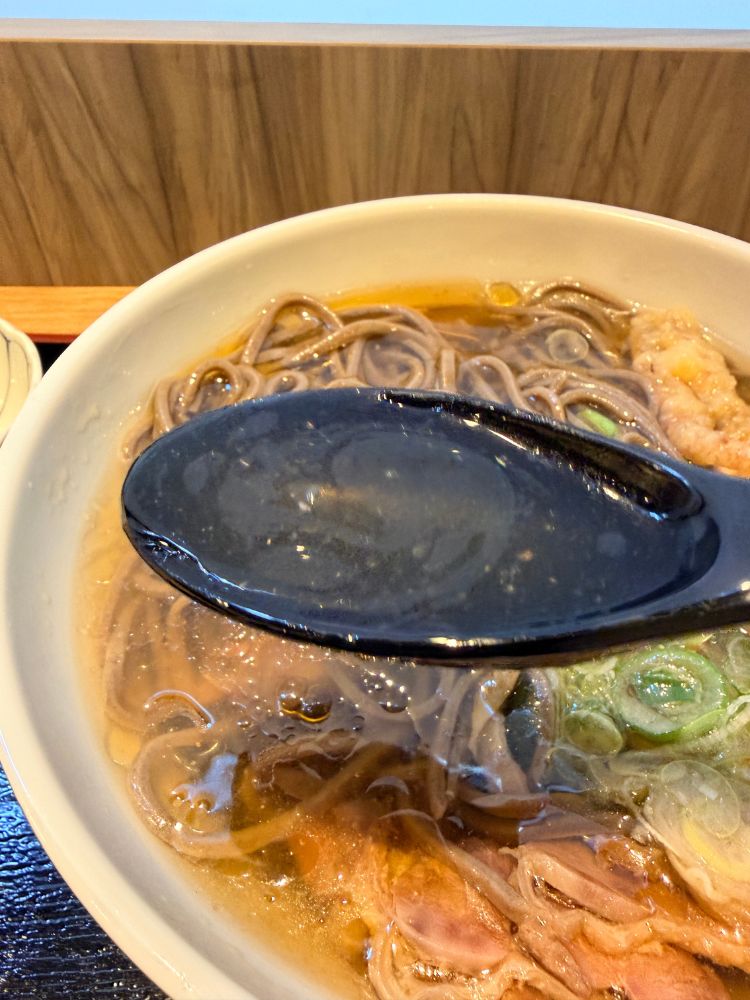 鶏油の入ったスープ