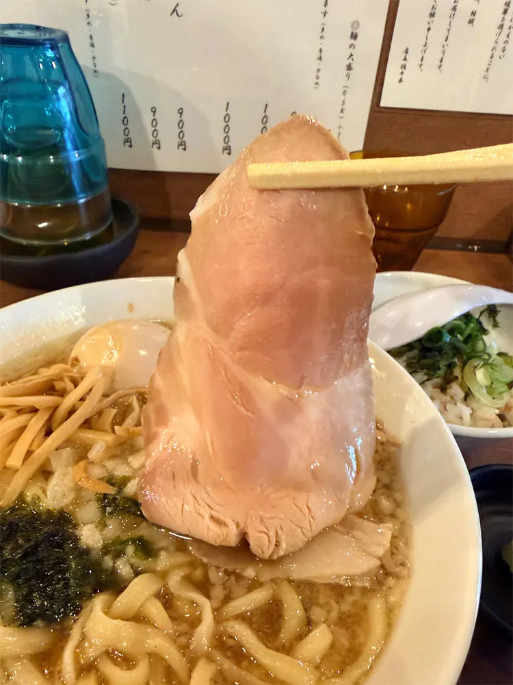 大きいレアチャーシュー