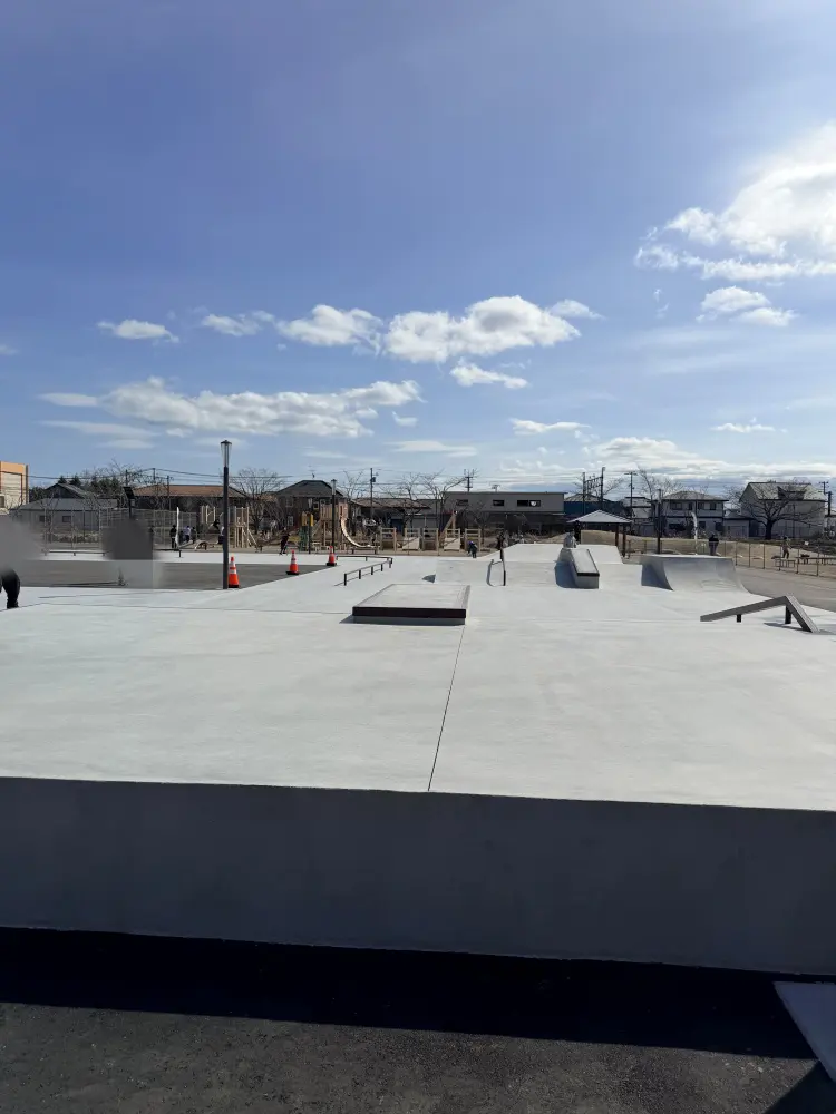 屋外スケートパーク