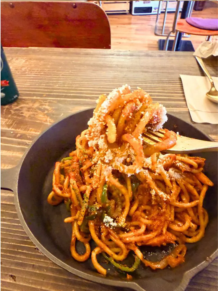 粉チーズとナポリタン