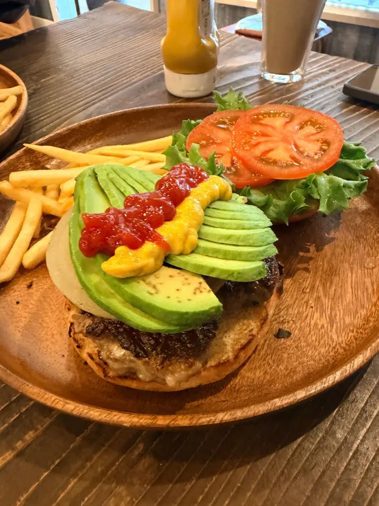 マスタードとケチャップをイン