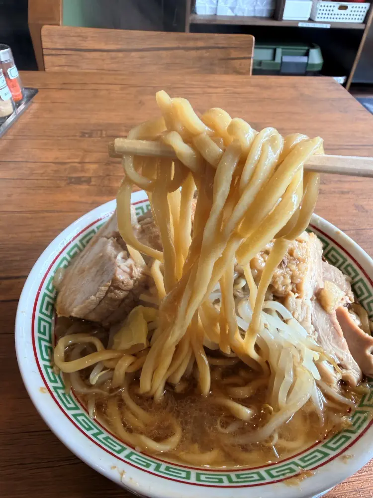 自家製の太麺