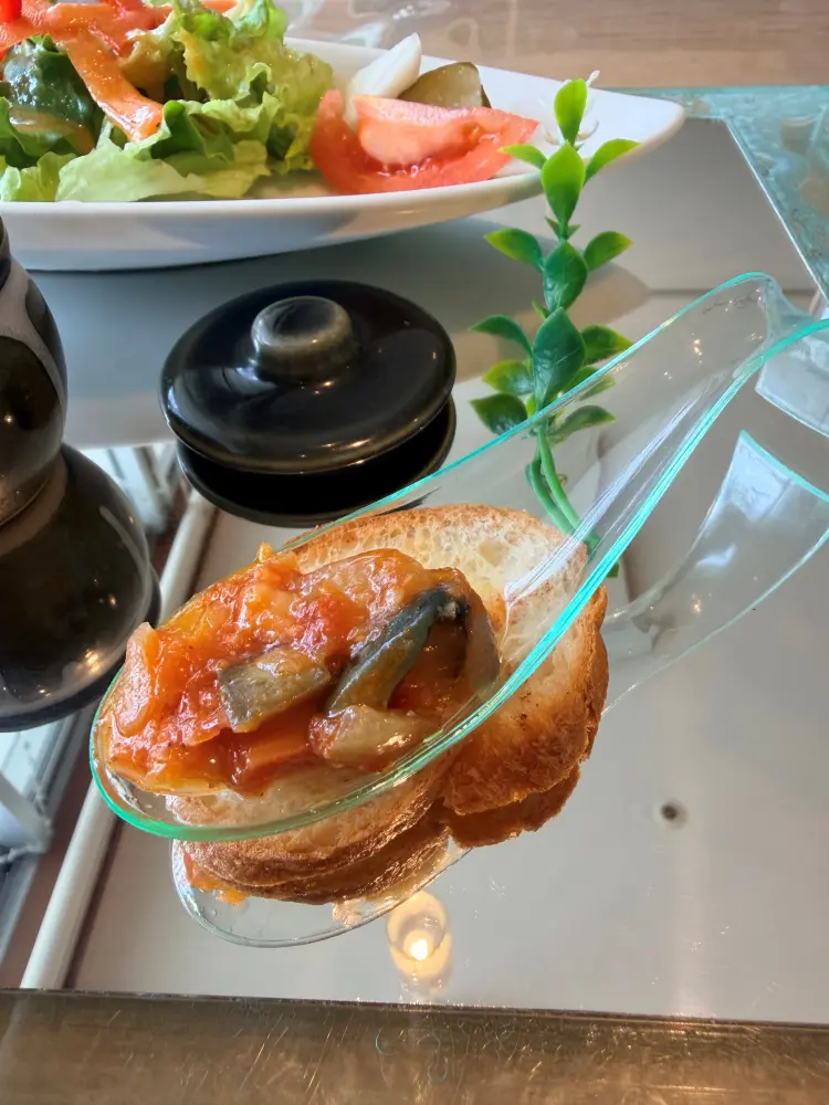 クスクスと旬野菜の軽い煮込み