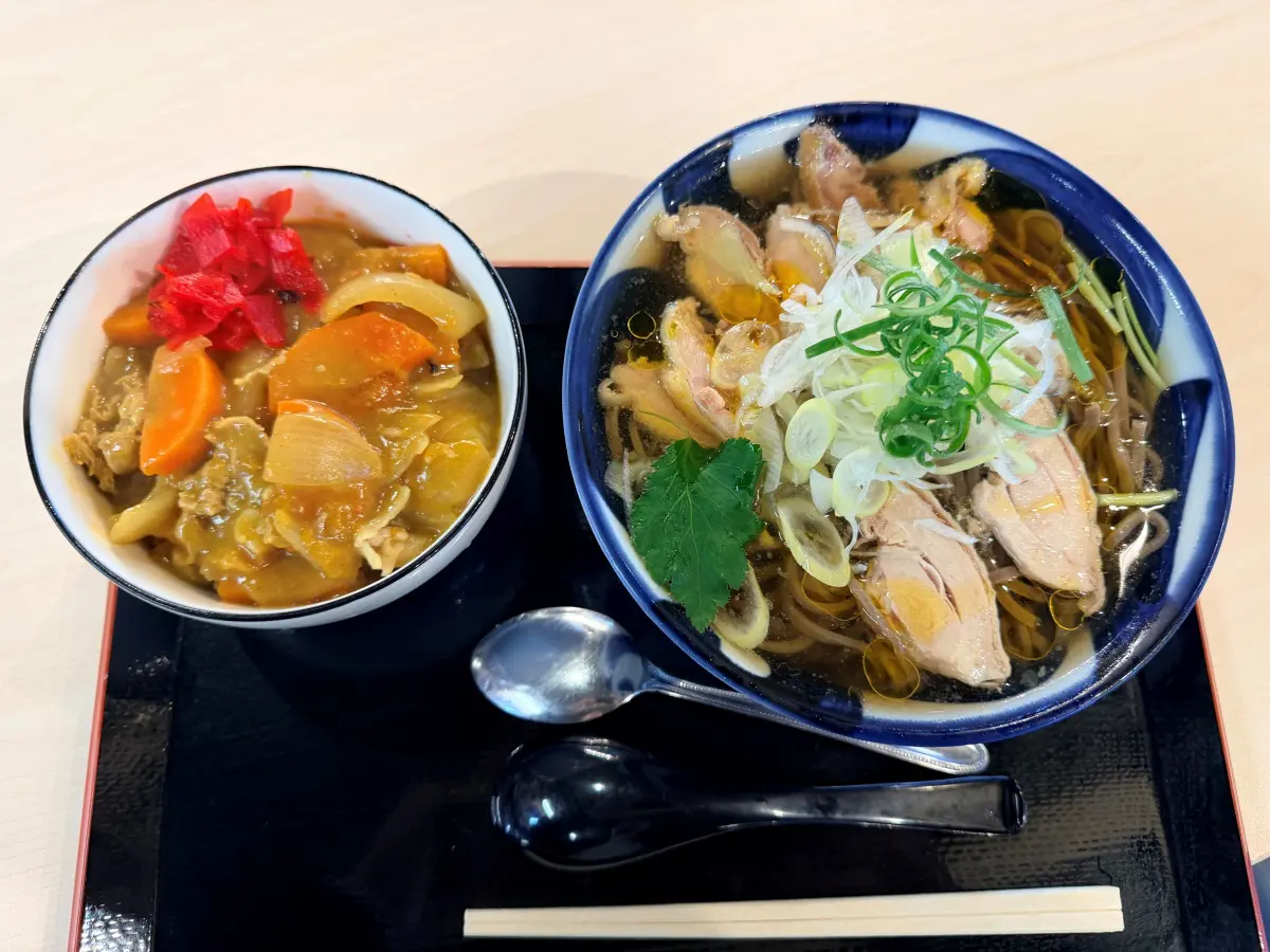 鶏そばとカレー