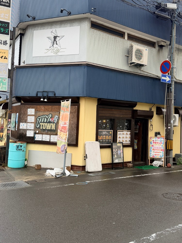 MYTOWN BURGERSの外観