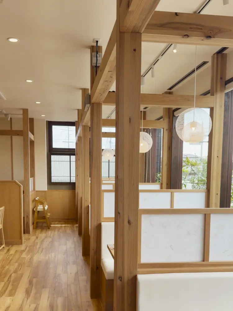 おしゃれな店内