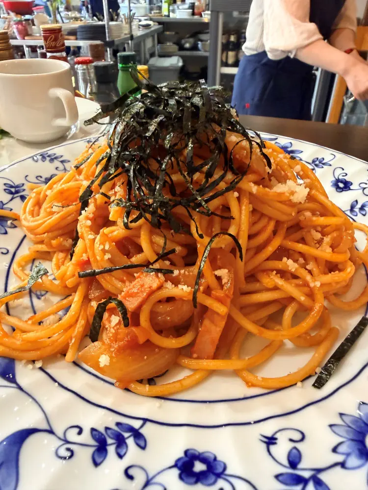 大盛りのナポリタン
