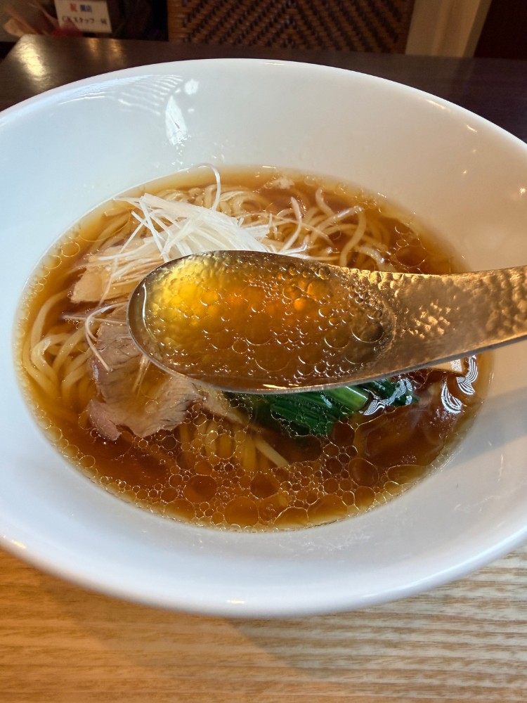 鶏の旨味おしよせるスープ