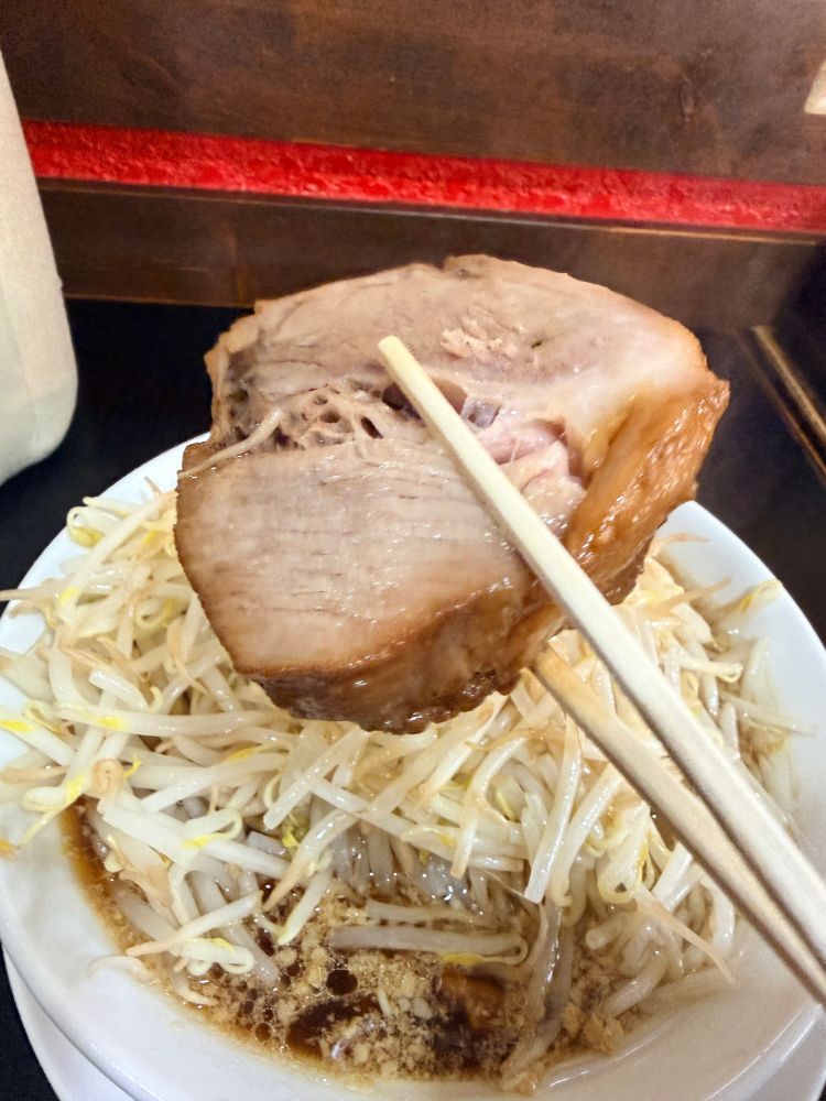 ずっしりと重い豚