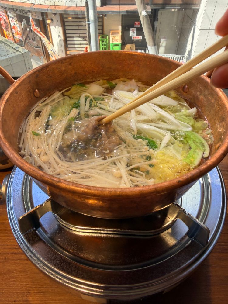 牛肉をしゃぶしゃぶ
