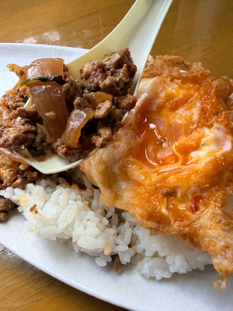 肉肉しいガパオ